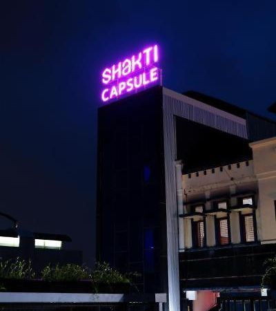Hotel Shakti Capsule Бандунг Екстер'єр фото